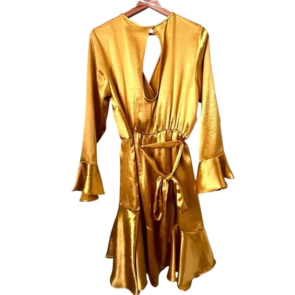 NEW Alexa B Nites Elegant Golden Yellow Wrap Dress in Size 14 - Picture 5 of 13